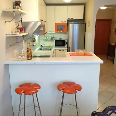 Antis Apartment Split